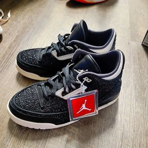 JORDANS VOGUE EDITION